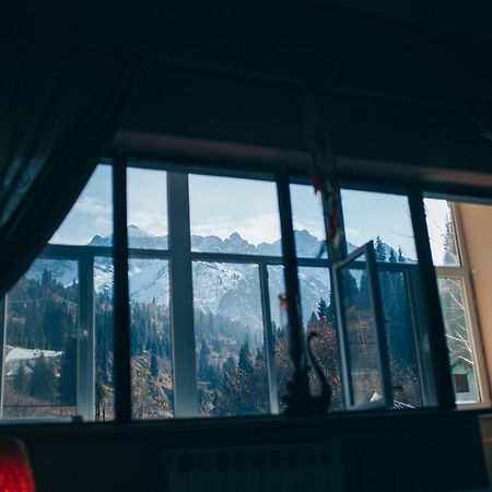 Namaste Shalle 2000M Hotel Alma-Ata Buitenkant foto